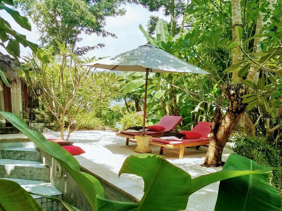 Tanjungan Hotel Gili Gede Exterior photo