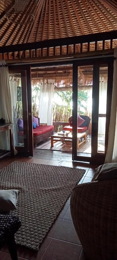 Tanjungan Hotel Gili Gede Exterior photo